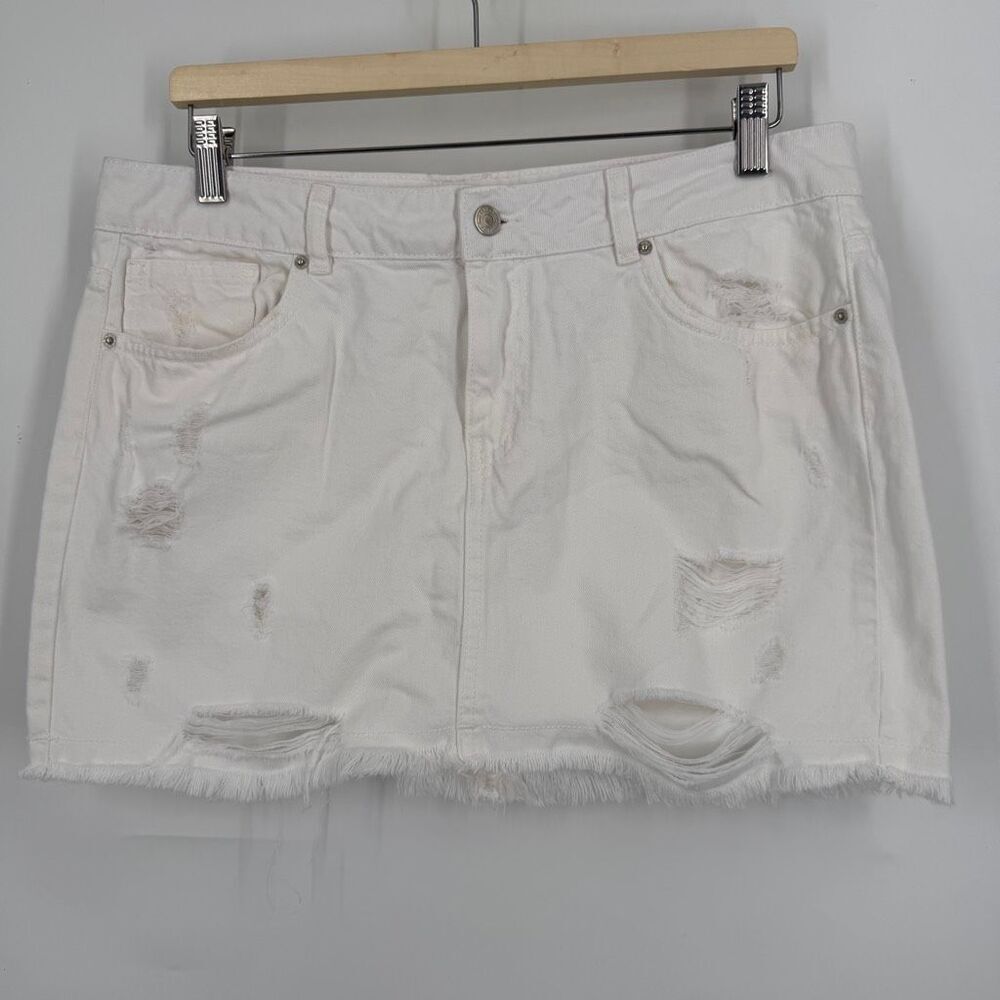 Free People We The Free White Distressed Frayed Hem Denim Mini Skirt Size 12